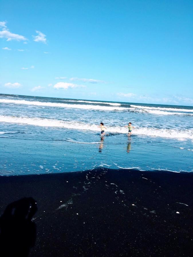 海まで3分bbqテラス付き貸別荘 バケーションレンタルハウス Nalu Resort Japan Ichinomiya  المظهر الخارجي الصورة